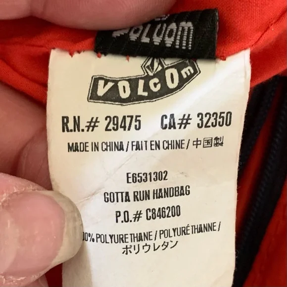 Volcom Gotta Run Shoulder Crossbody Bag/Purse - Picture 11 of 16